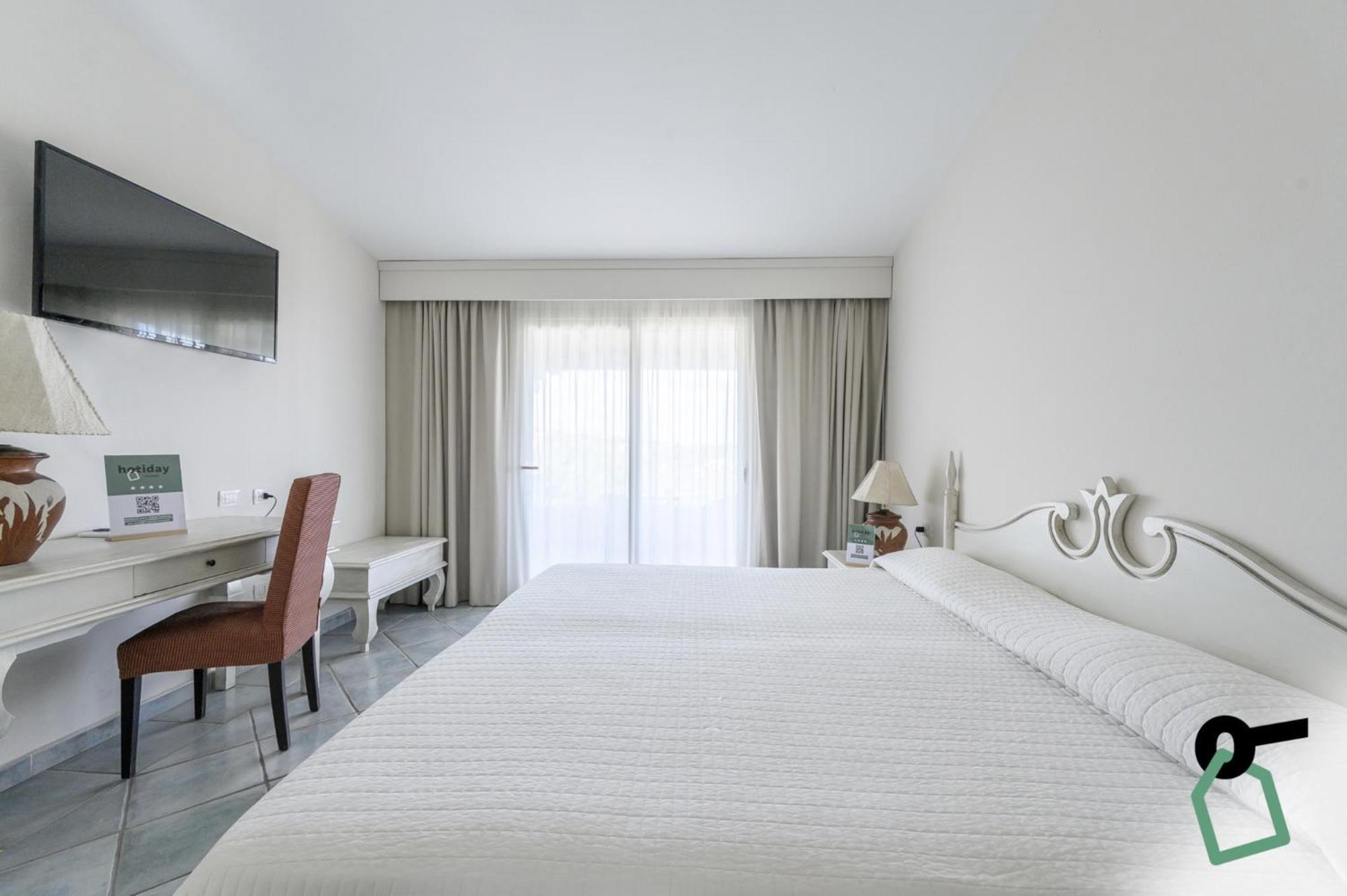 Hotiday Room Collection - Порто-Черво Екстер'єр фото